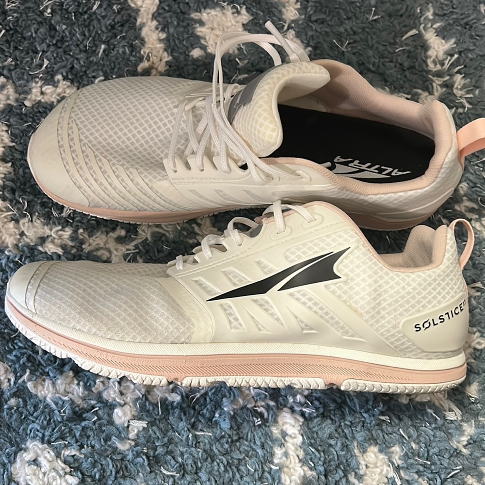 Women’s Altra Soltice XTs